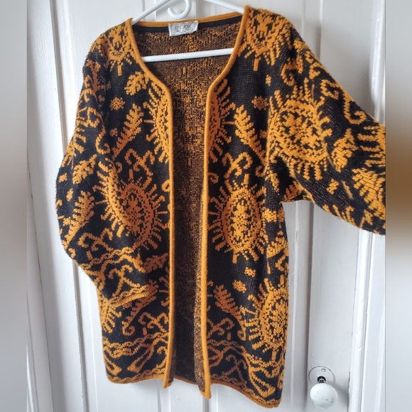 Vintage Italian Wool Sweater. Magical! - Picture 2 of 5